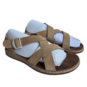 Chaco Women’s Wayfarer Size 7 Tan Suede Leather Sandals Criss Cross Strap Buckle